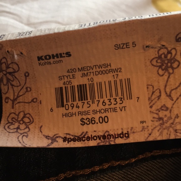 NWT Jean shorts - Picture 4 of 7